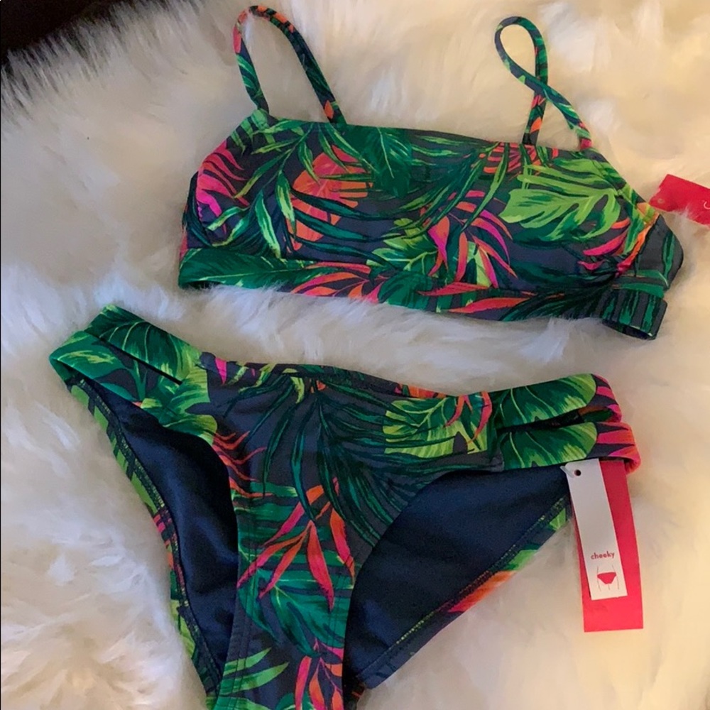 Xhilaration tropical swimsuit set